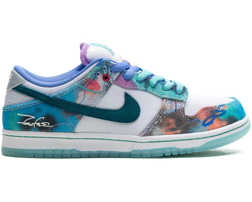 SB Dunk 'Bleached Aqua'