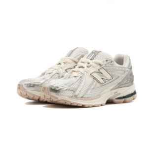 Alternative view of New Balance 1906R Silver Metallic Cream