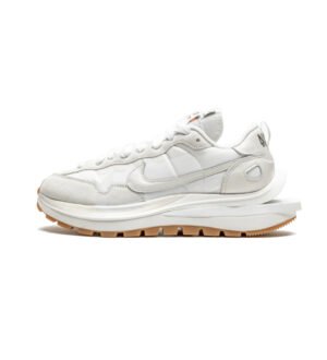 Nike Vaporwaffle Sacai Sail Gum