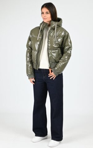 Alternative view of Doudoune courte shiny Nine kaki