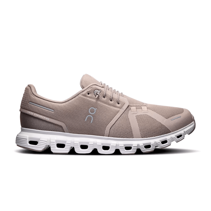 On Running Cloud 6 brouillard blanc